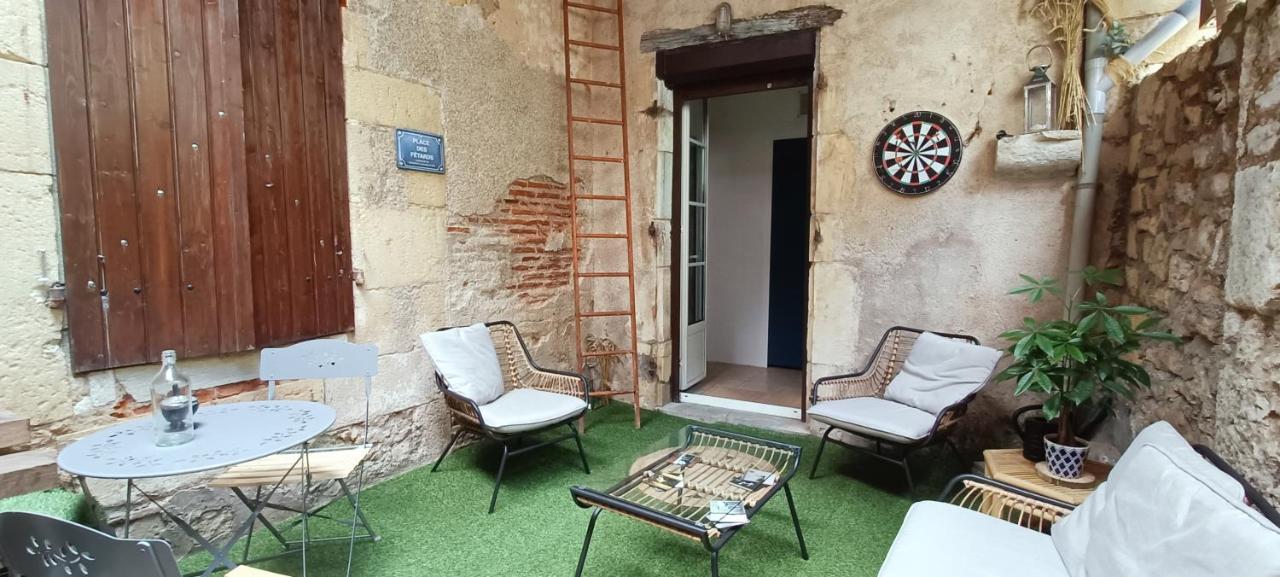 Studio Atypique Immeuble De 1820 Fumel Exterior foto